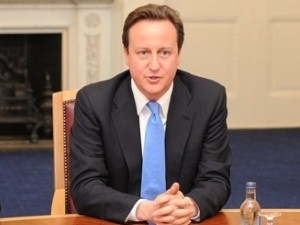 Cameron pledges pay increase for troops