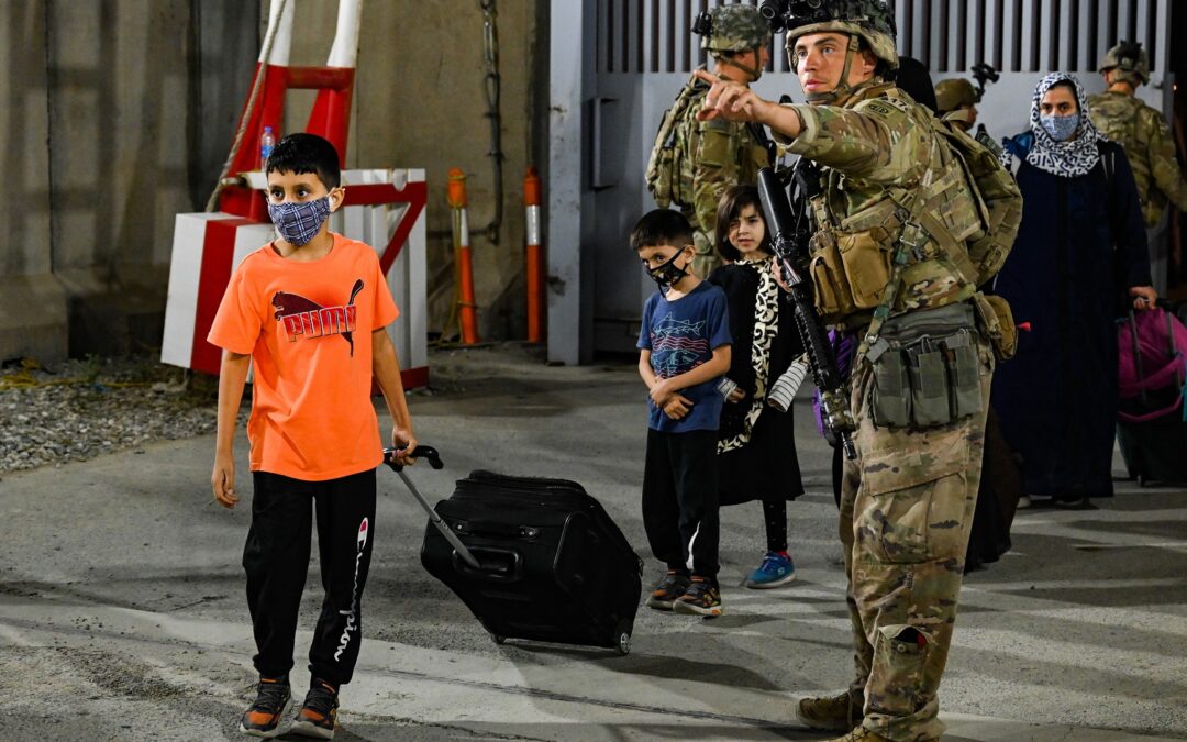 US military steps up to help fleeing Afghans