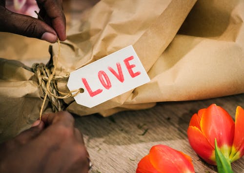 5 gifts any military man will love this Valentine’s Day