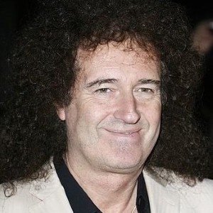 Celebrities release single in support of troops