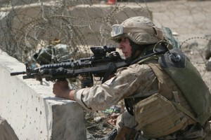 Soldier raises £100,000 for charity