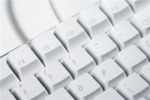 Brits ‘spend 50 hours per week online’