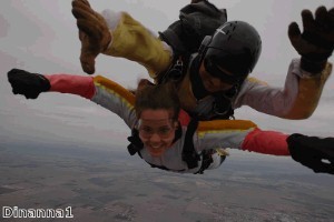 Charity skydive raises money for Help for Heroes