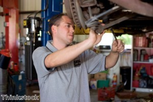 German man builds replica Flintstones car
