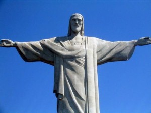 Jesus Christ’s image ‘seen in tree stump’