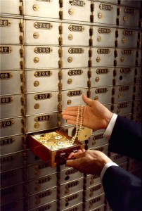 Jewellery thieves spend Easter weekend raiding deposit boxes