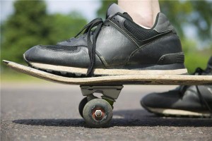 Man travels at 80mph on skateboard