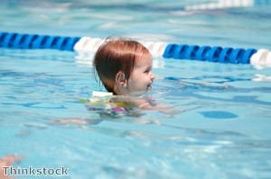Nine-month-old babies can swim 25m