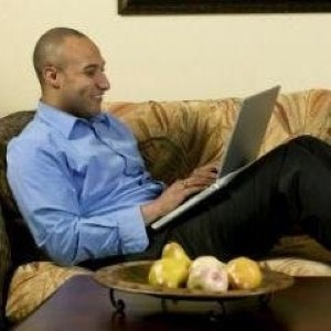 Online daters ‘need to stand out from the crowd’