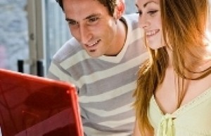 What are the advantages of online dating?