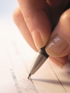 RAF employee collects £8k for H4H