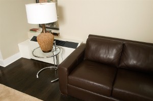 Thieves bungle Benny Hill-style robbery