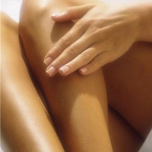 Women invited to put off staring men with hairy tights